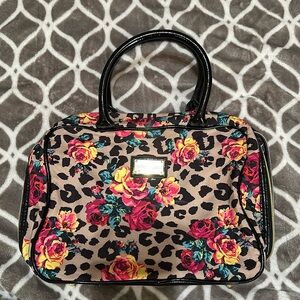 Betsy Johnson Makeup Bag Leopard Print